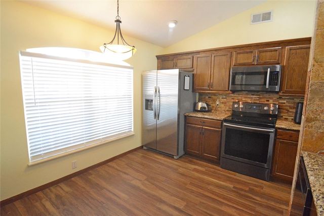 19 SPRING RIDGE DRIVE, Debary, FL 32713