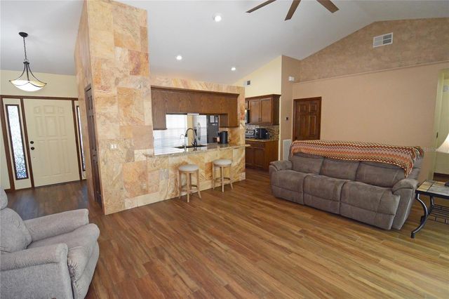 19 SPRING RIDGE DRIVE, Debary, FL 32713