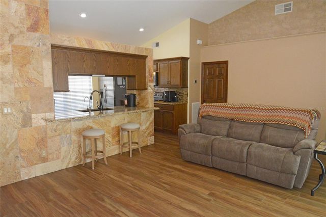 19 SPRING RIDGE DRIVE, Debary, FL 32713