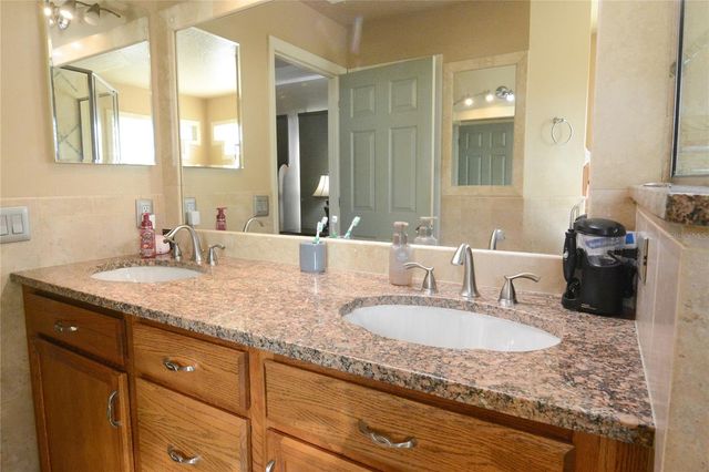 19 SPRING RIDGE DRIVE, Debary, FL 32713