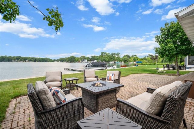 4327 Harmony Drive, Shelbyville, MI 49344