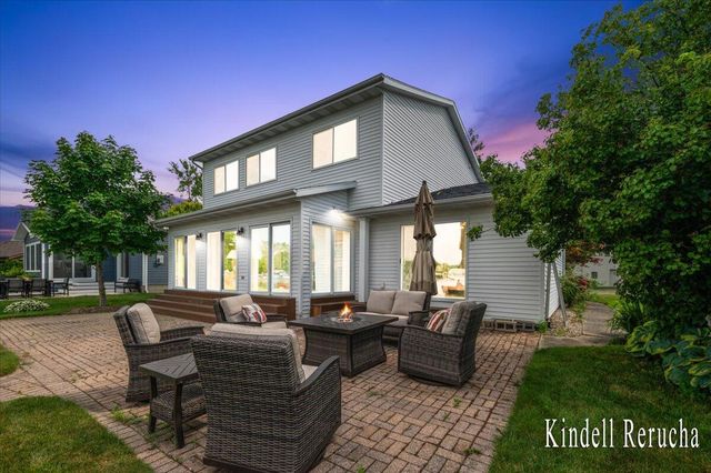 4327 Harmony Drive, Shelbyville, MI 49344