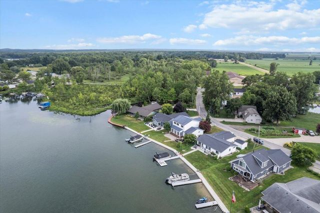 4327 Harmony Drive, Shelbyville, MI 49344