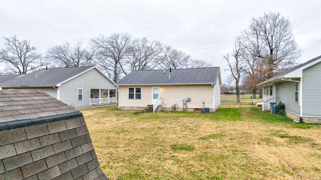 1921 Shadewood Avenue, Evansville, IN 47713