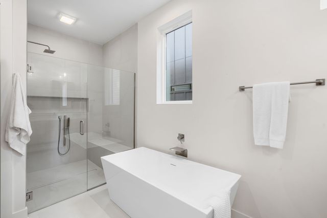 6112 Hill Circle Dr, Nashville, TN 37209