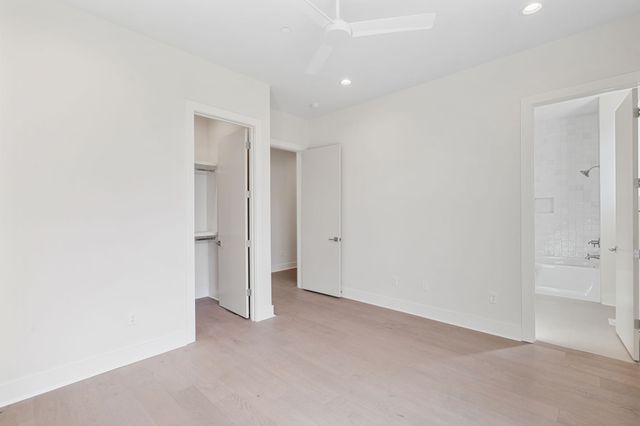 6112 Hill Circle Dr, Nashville, TN 37209