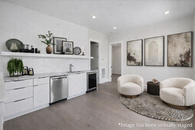 6112 Hill Circle Dr, Nashville, TN 37209