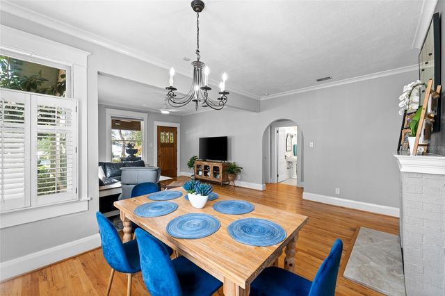 1011 E BROAD STREET, Tampa, FL 33604