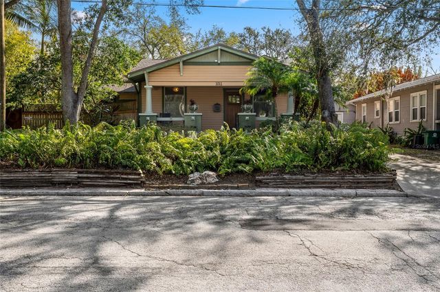 1011 E BROAD STREET, Tampa, FL 33604