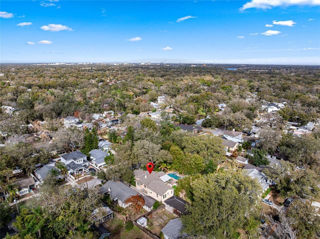 1011 E BROAD STREET, Tampa, FL 33604