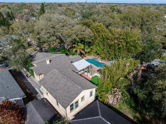 1011 E BROAD STREET, Tampa, FL 33604