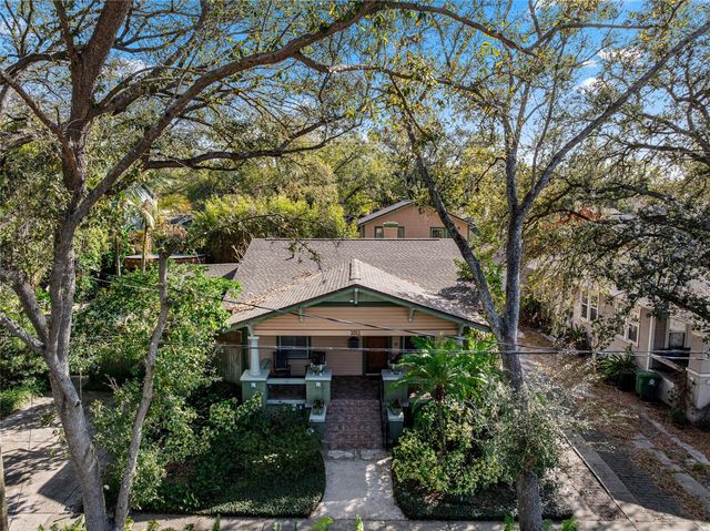 1011 E BROAD STREET, Tampa, FL 33604