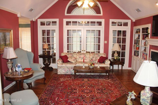 5905 White Wing Cove, Olive Branch, MS 38654