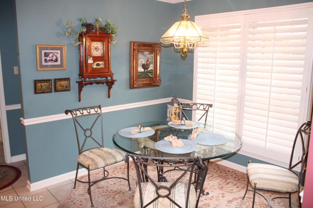 5905 White Wing Cove, Olive Branch, MS 38654