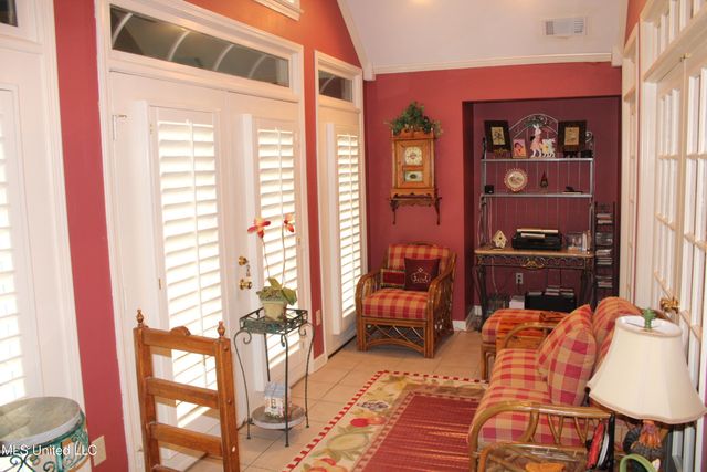 5905 White Wing Cove, Olive Branch, MS 38654