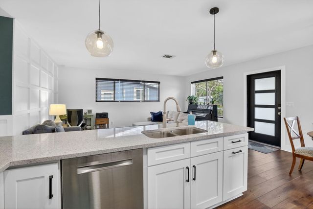 4219 W Park Road, Hollywood, FL 33021