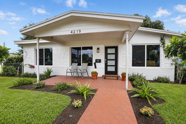 4219 W Park Road, Hollywood, FL 33021