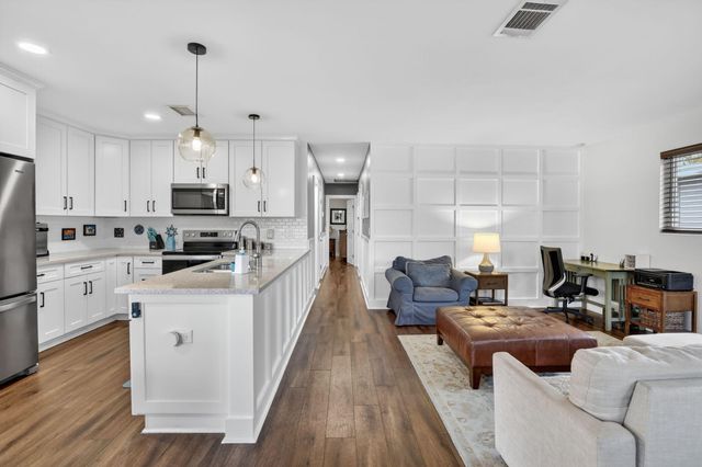 4219 W Park Road, Hollywood, FL 33021