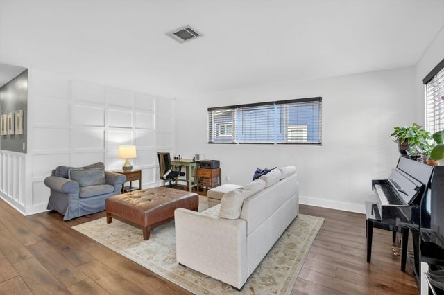 4219 W Park Road, Hollywood, FL 33021