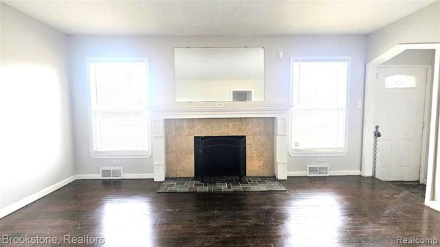 5205 Cadieux Road, Detroit, MI 48224