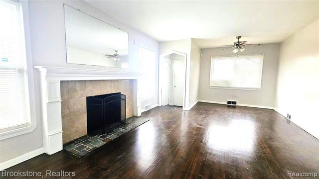 5205 Cadieux Road, Detroit, MI 48224