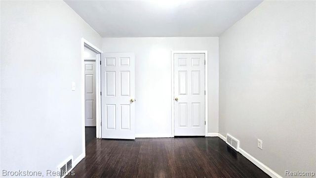 5205 Cadieux Road, Detroit, MI 48224