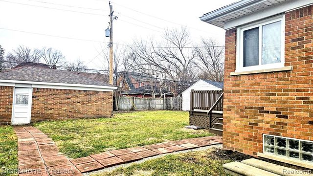 5205 Cadieux Road, Detroit, MI 48224