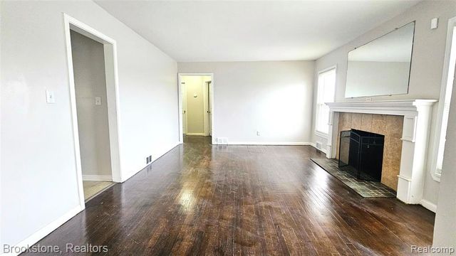 5205 Cadieux Road, Detroit, MI 48224