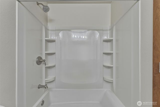 305 NE A Street, College Place, WA 99324