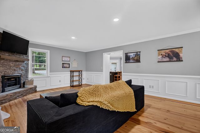 697 John Lovelace Road, Lagrange, GA 30241