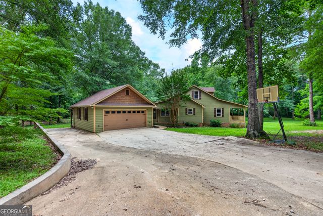 697 John Lovelace Road, Lagrange, GA 30241