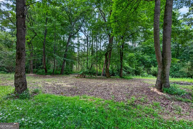 697 John Lovelace Road, Lagrange, GA 30241