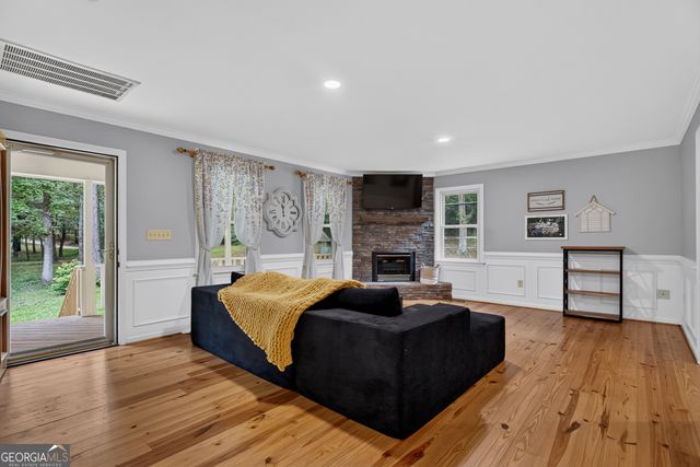 697 John Lovelace Road, Lagrange, GA 30241