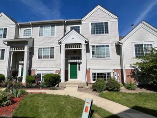 3367 Ravinia Circle, Aurora, IL 60504