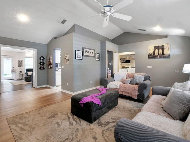 1048 MALLETWOOD DRIVE, Brandon, FL 33510