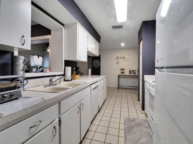 1048 MALLETWOOD DRIVE, Brandon, FL 33510