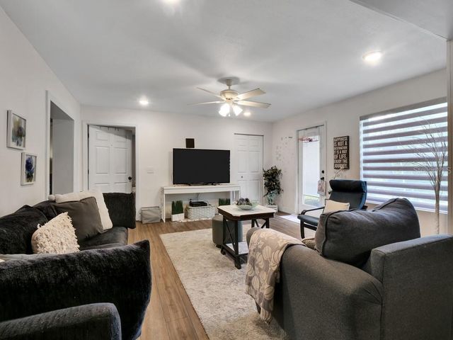 1048 MALLETWOOD DRIVE, Brandon, FL 33510