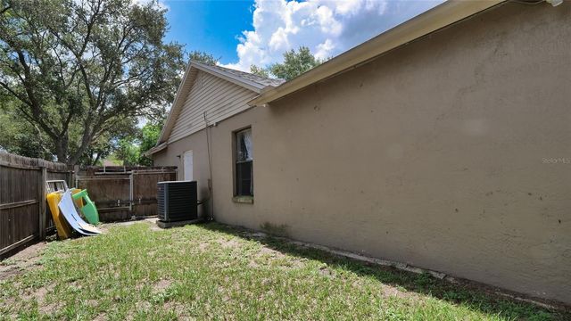 1048 MALLETWOOD DRIVE, Brandon, FL 33510