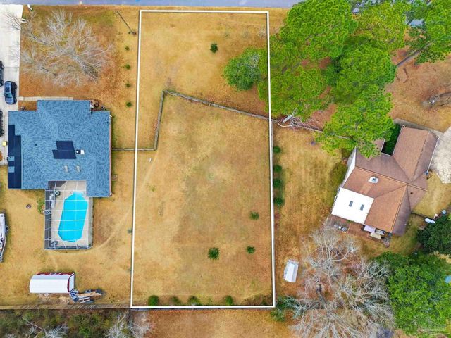 5008 Pattock Pl, Pace, FL 32571