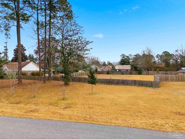 5008 Pattock Pl, Pace, FL 32571