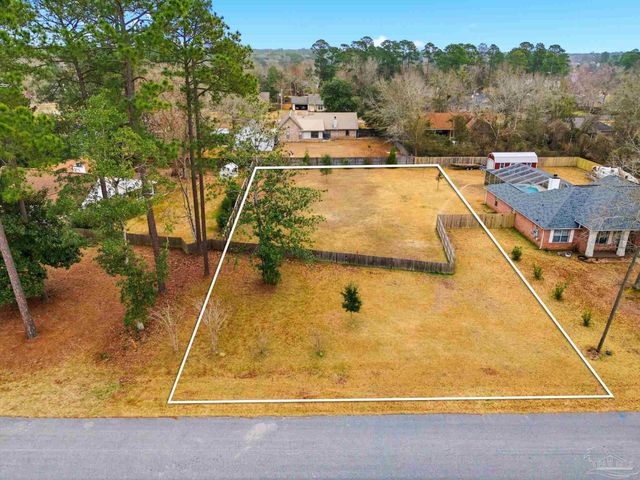 5008 Pattock Pl, Pace, FL 32571