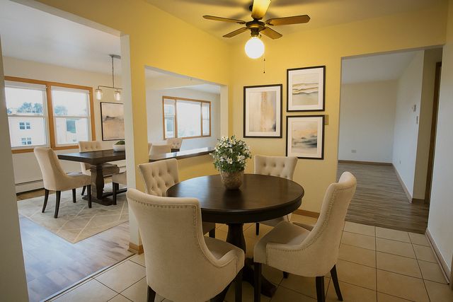 8418 W Oak Avenue 3, Niles, IL 60714