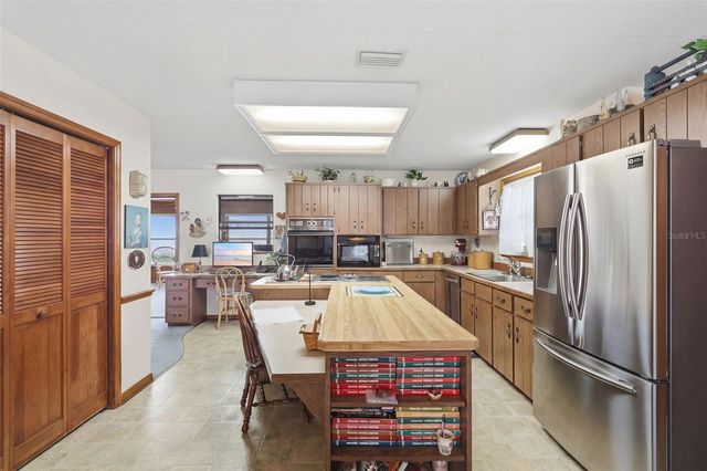 831 FREEMANS FARM ROAD, Deland, FL 32720