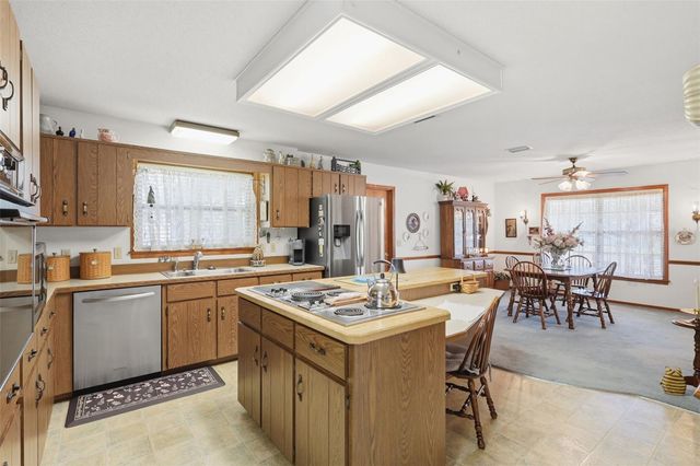 831 FREEMANS FARM ROAD, Deland, FL 32720