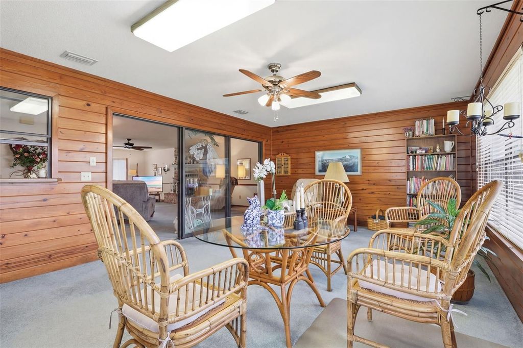 Image 15 of property listing at 831 FREEMANS FARM ROAD, Deland, FL 32720