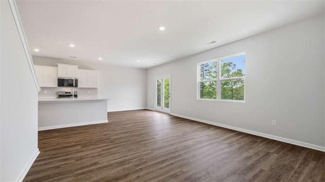 1307 Hollingsworth Way, Dacula, GA 30019