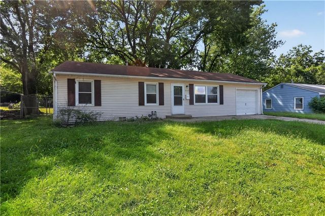 10324 Oakland Avenue, Kansas City, MO 64134
