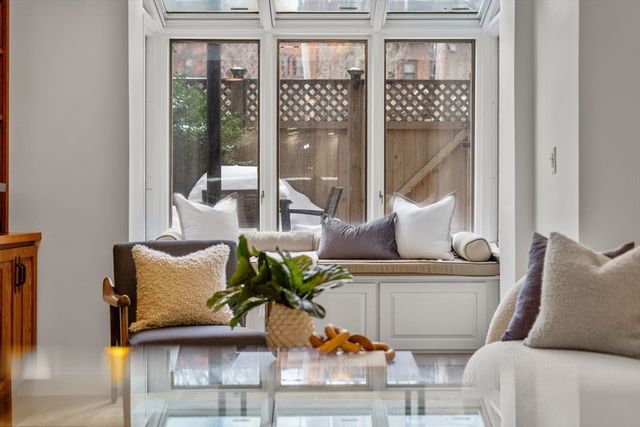 217 West Newton 1, Boston, MA 02116