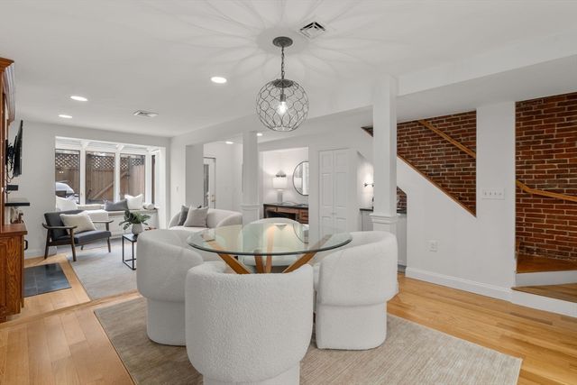 217 West Newton 1, Boston, MA 02116