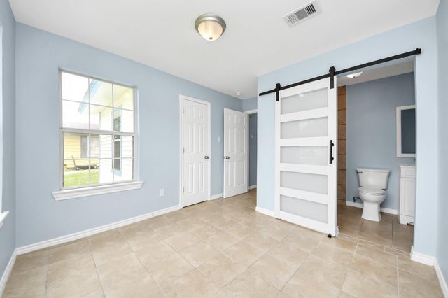 3511 Palm Avenue, Texas City, TX 77590